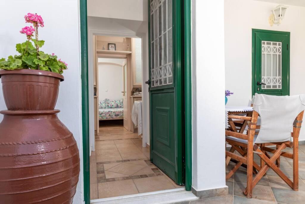 Δροσιά Villa Koronos Exterior foto